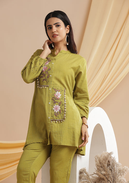 Linen Cotton Co-Ord Set With Schiffli Work & Thread Detailing - Pistacio Green