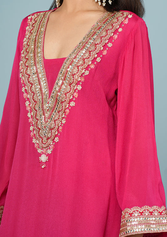 Contemporary 2 Piece Set With Tulip Pant